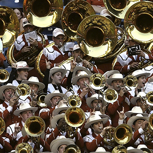 Join a Club - Photo of marching band